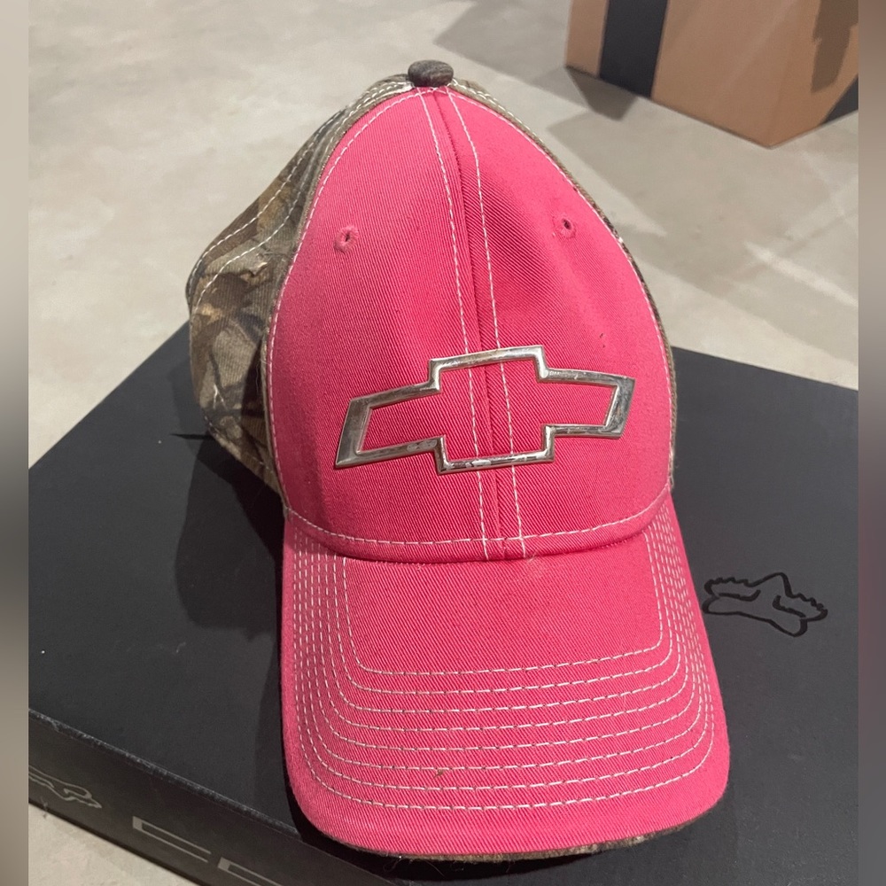 Woman’s Chevrolet Camo Baseball Hat